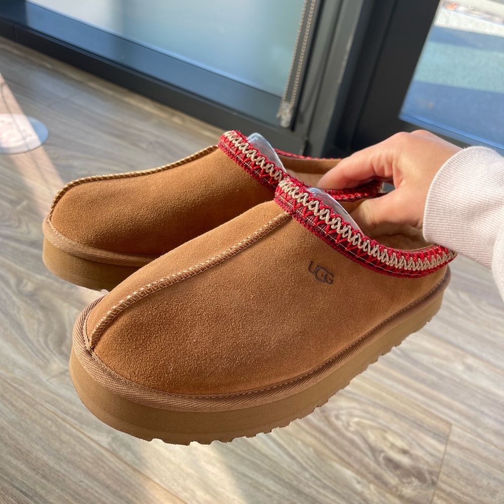 UGG Tazz Platform